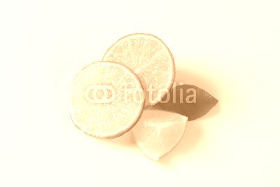 Fresh lime fruit slices