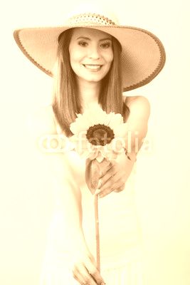 portrait attractive woman with sunflower