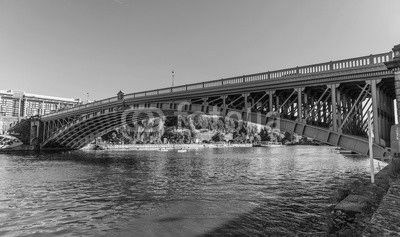 Pont Général de la Motte Rouge à Nantes (France)