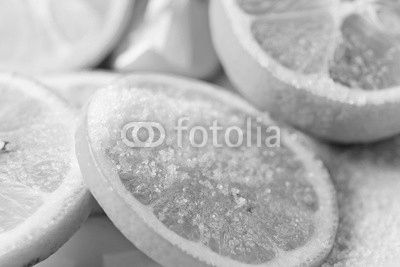 lemon with sugar