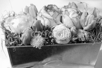Blumengesteck mit Rosen