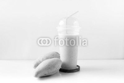 Fresh mango juice ready to drink