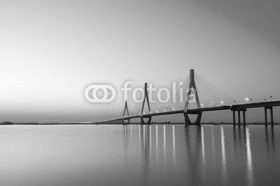 dongting lake bridge in sunset