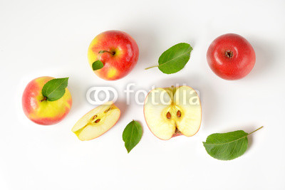whole and cut apples