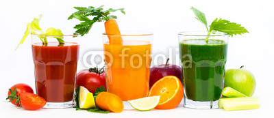 Healthy fruit and vegetable juices and smoothies