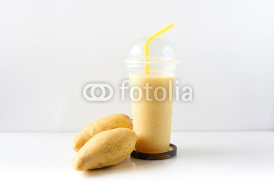 Fresh mango juice ready to drink