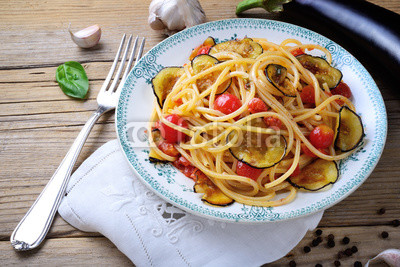 Spaghetti with eggplant and cherry tomatoes