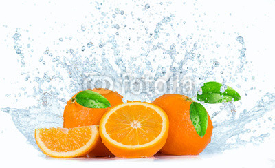 Oranges with Water splashes