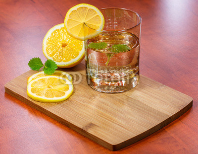 tonic z cytryną