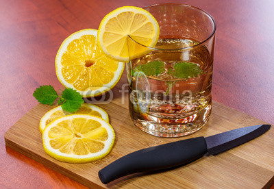 tonic z cytryną