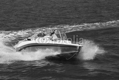  Girls ride on the boat to drift